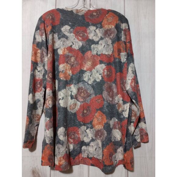 Soft Surroundings Sweater Ladies Medium Gray Red Floral Light Weight VNeck - Picture 2 of 7